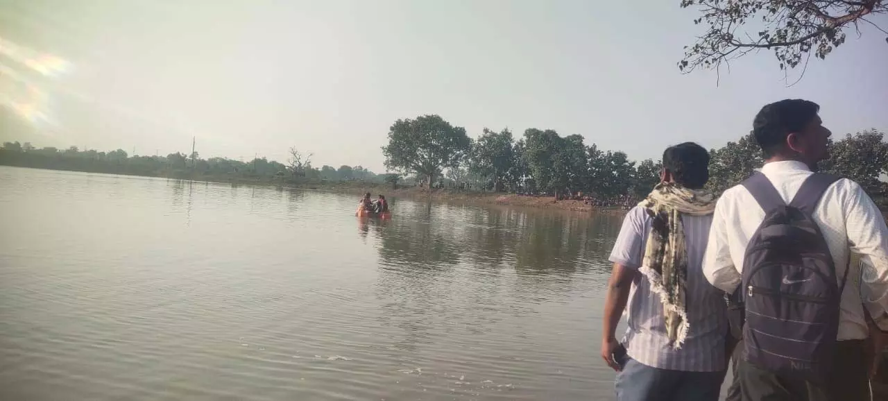 CG BREAKING: लालखदान तालाब में दर्दनाक हादसा, नहाने गए चार बच्चों में से दो की डूबकर मौत CG BREAKING: लालखदान तालाब में दर्दनाक हादसा, नहाने गए चार बच्चों में से दो की डूबकर मौत