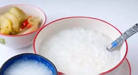 चावल का मांड: एक ऐसा आयुर्वेदिक टॉनिक, जो तन और मन दोनों का रखे ख्याल चावल का मांड: एक ऐसा आयुर्वेदिक टॉनिक, जो तन और मन दोनों का रखे ख्याल