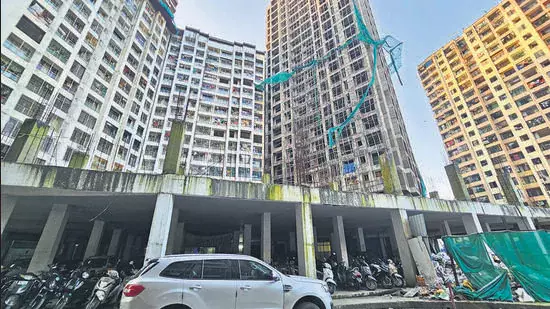 Mira Road की उल्लंघनाग्रस्त परियोजनाएं बिक्री के लिए उपलब्ध