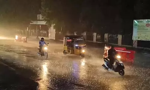 Chennai और 12 जिलों में रात में बारिश