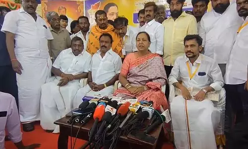 2026 में तमिलनाडु में गठबंधन सरकार बनेगी: Premalatha Vijayakanth 2026 में तमिलनाडु में गठबंधन सरकार बनेगी: Premalatha Vijayakanth