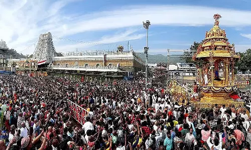 Ezhumalaiyan दर्शन टिकटों के लिए फरवरी का कोटा जारी Ezhumalaiyan दर्शन टिकटों के लिए फरवरी का कोटा जारी