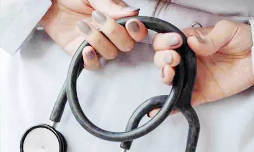 परिवार की खुशियां छीन रहे झोलाछाप डॉक्टर, 3 मासूमों की मौत परिवार की खुशियां छीन रहे झोलाछाप डॉक्टर, 3 मासूमों की मौत