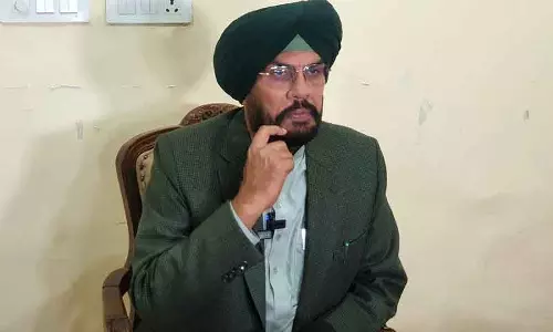 Amritsar धालीवाल ने कहा, सुखबीर बादल गैंगस्टरों के जरिए चला रहे हैं राजनीति Amritsar धालीवाल ने कहा, सुखबीर बादल गैंगस्टरों के जरिए चला रहे हैं राजनीति