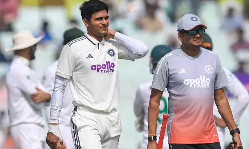 Shubman Gill को अस्पताल से छुट्टी, दूसरे टेस्ट में उनकी उपलब्धता संदिग्ध
