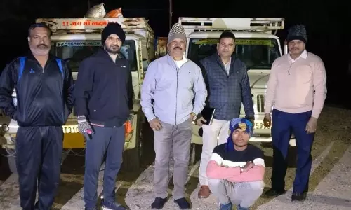 SDM ने धान के अवैध परिवहन को किया नाकाम, दो पिकअप को पकड़ा