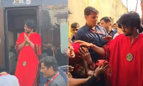 MP : 150 किलोमीटर लंबी सनातन पदयात्रा के समापन पर बागेश्वर बाबा का भक्तों द्वारा हार्दिक स्वागत किया