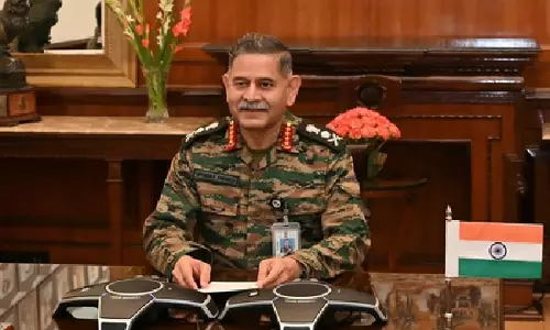 Manipur की स्थिति में बड़ा सुधार, सेना प्रमुख ने दी जानकारी Manipur की स्थिति में बड़ा सुधार, सेना प्रमुख ने दी जानकारी