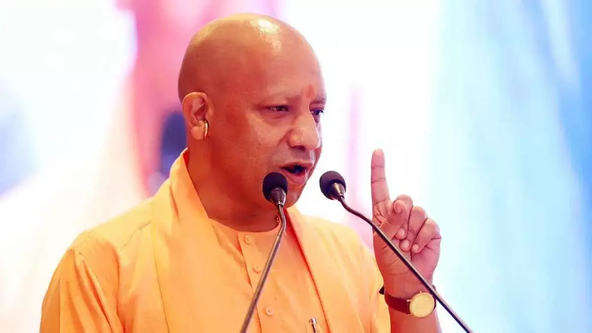 Lucknow: उत्तर प्रदेश में विकास की नई राह, CM योगी के विजन के तहत Lucknow: उत्तर प्रदेश में विकास की नई राह, CM योगी के विजन के तहत