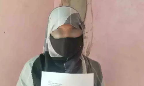 UP: पति द्वारा महिला को जुए में दांव पर लगाने के बाद उसका सामूहिक बलात्कार