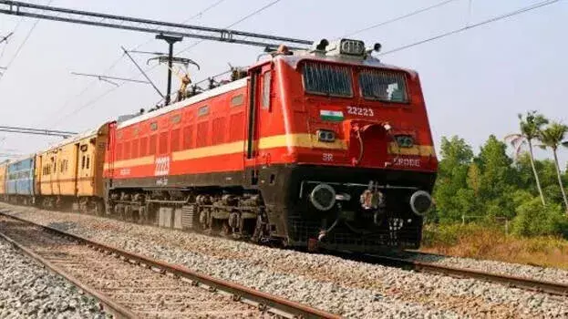 kerala के लिए अब कोई नई ट्रेन नहीं? रेलवे का कहना है कि दो मुद्दों का समाधान ज़रूरी