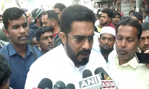 नामपल्ली MLA माजिद हुसैन ने सऊदी बस दुर्घटना के पीड़ितों के परिवारों से मुलाकात की