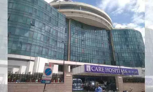 Hyderabad: केयर हॉस्पिटल्स ने कार्डियोजेनिक शॉक से 49 वर्षीय व्यक्ति को बचाया