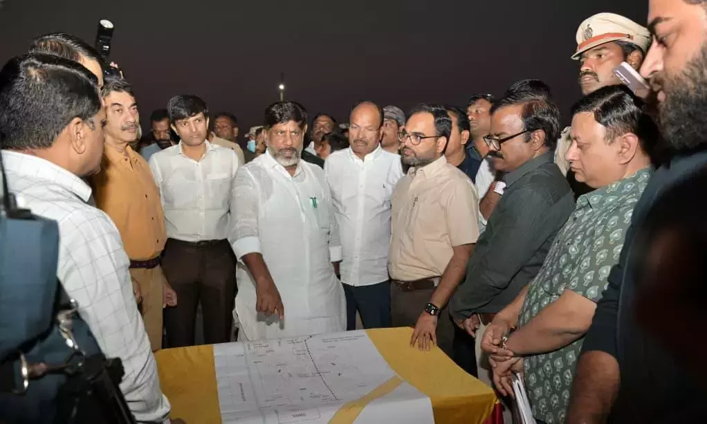 Telangana : हम दुनिया भर के निवेशकों को आमंत्रित कर रहे हैं भट्टी Telangana : हम दुनिया भर के निवेशकों को आमंत्रित कर रहे हैं भट्टी