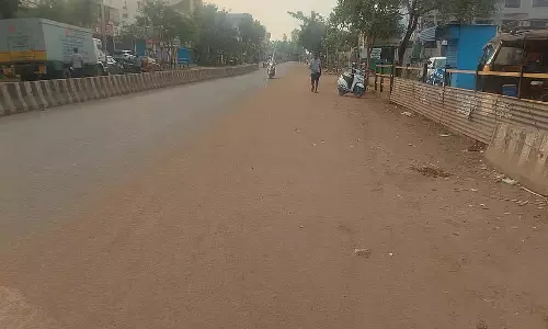 Badami : राज्य राजमार्ग कीचड़ से ढका Badami : राज्य राजमार्ग कीचड़ से ढका
