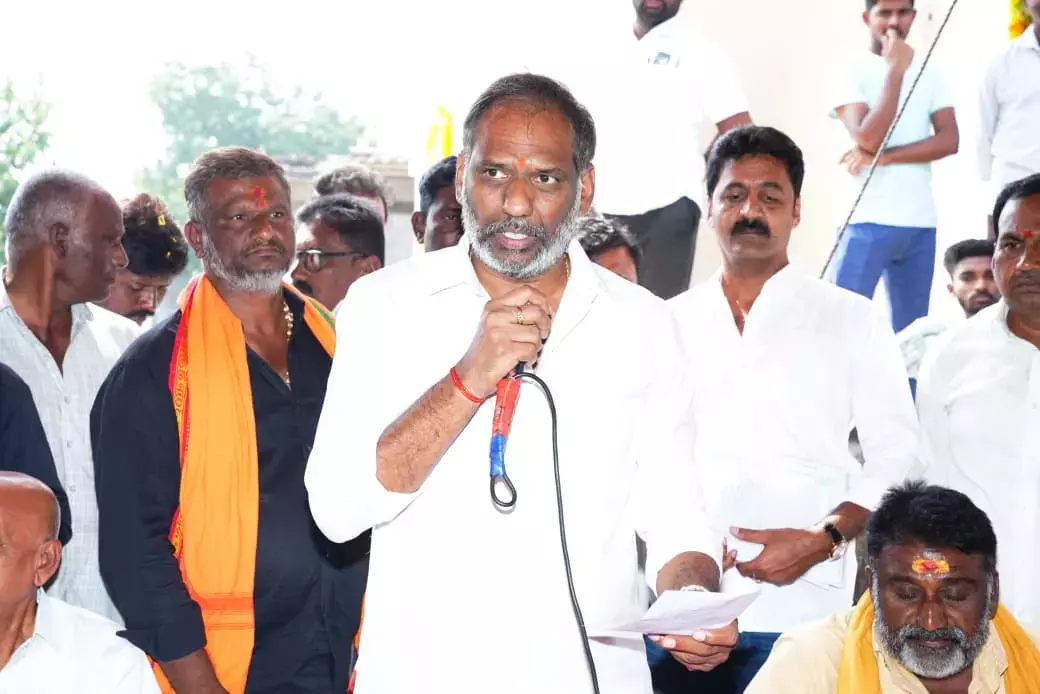 Andhra Pradesh : 20 सामुदायिक हॉल के लिए 6.9 करोड़ रुपये मंजूर गोट्टीपति Andhra Pradesh : 20 सामुदायिक हॉल के लिए 6.9 करोड़ रुपये मंजूर गोट्टीपति