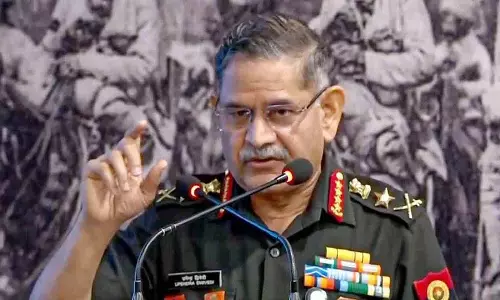 Op Sindoor तो बस एक ट्रेलर है, सेना प्रमुख जनरल उपेंद्र द्विवेदी ने पाक को चेताया Op Sindoor तो बस एक ट्रेलर है, सेना प्रमुख जनरल उपेंद्र द्विवेदी ने पाक को चेताया