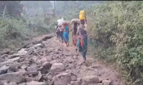 Ganjam के आदिवासी गाँव अलगाव और नेटवर्क ब्लैकआउट से जूझ रहे हैं
