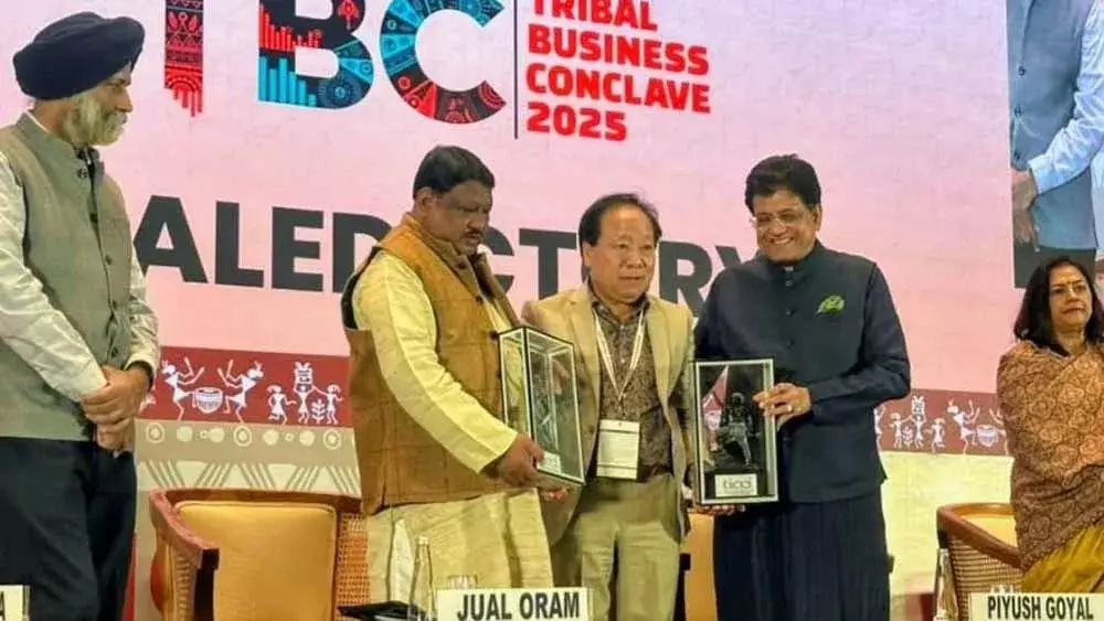 Nagaland के नागा उद्यमी जनजातीय व्यापार सम्मेलन 2025 में शामिल हुए Nagaland के नागा उद्यमी जनजातीय व्यापार सम्मेलन 2025 में शामिल हुए