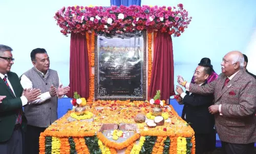 Sikkim : सोरेंग में नए जिला न्यायालय परिसर की आधारशिला रखी गई Sikkim : सोरेंग में नए जिला न्यायालय परिसर की आधारशिला रखी गई