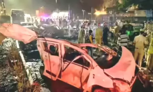 NIA ने दिल्ली विस्फोट में इस्तेमाल कार के कश्मीरी मालिक को गिरफ्तार किया NIA ने दिल्ली विस्फोट में इस्तेमाल कार के कश्मीरी मालिक को गिरफ्तार किया