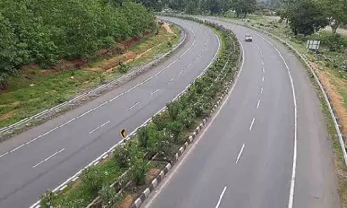 MP: भिंड में जल्द ही नया ओवरब्रिज बनेगा, हाईवे पर यातायात आसान होगा MP: भिंड में जल्द ही नया ओवरब्रिज बनेगा, हाईवे पर यातायात आसान होगा