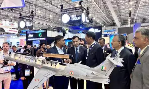 दुबई एयर शो, इंडिया पवेलियन में भारत की शक्ति दर्शाती ब्रह्मोस मिसाइल दुबई एयर शो, इंडिया पवेलियन में भारत की शक्ति दर्शाती ब्रह्मोस मिसाइल