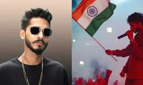 पाकिस्तानी रैपर Talha Anjum ने नेपाल में भारतीय झंडा लहराया, सोशल मीडिया पर बवाल