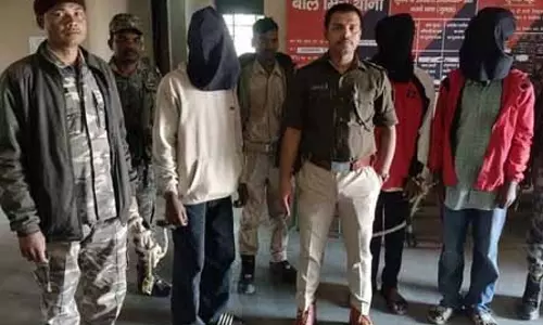 नाबालिग बहनों से दरिंदगी, पुलिस ने तीन युवकों को दबोचा नाबालिग बहनों से दरिंदगी, पुलिस ने तीन युवकों को दबोचा