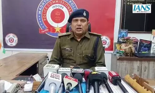 इंदौर में ट्रैफिक सुधार के लिए पुलिस का कड़ा प्रवर्तन और जागरूकता अभियान