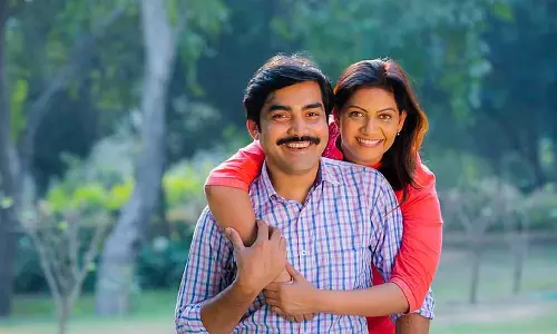 स्कूल के बाद BLO की ड्यूटी निभाने में जूझते शिक्षक, कई के साथ उनकी पत्नियाँ भी स्कूल के बाद BLO की ड्यूटी निभाने में जूझते शिक्षक, कई के साथ उनकी पत्नियाँ भी