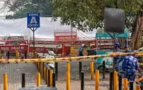 एनसी नेताओं ने नौगाम विस्फोट पीड़ित परिवारों से श्रीनगर, कुपवाड़ा, कुलगाम में मुलाकात की एनसी नेताओं ने नौगाम विस्फोट पीड़ित परिवारों से श्रीनगर, कुपवाड़ा, कुलगाम में मुलाकात की