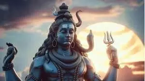 Somwar Pradosh Vrat Katha: सोमवार प्रदोष व्रत कथा पढ़ने से मिलेगी भोलेनाथ की कृपा Somwar Pradosh Vrat Katha: सोमवार प्रदोष व्रत कथा पढ़ने से मिलेगी भोलेनाथ की कृपा