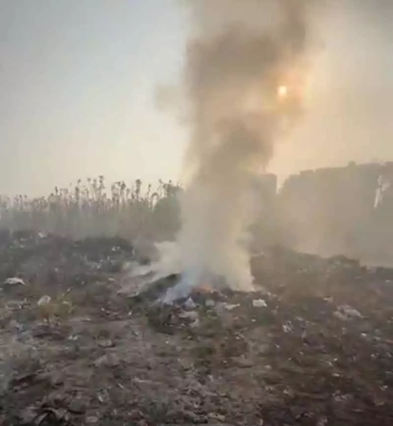 Amritsar अनिल जोशी ने रंजीत एवेन्यू कूड़ा डंप के खिलाफ कल विरोध प्रदर्शन का आह्वान किया Amritsar अनिल जोशी ने रंजीत एवेन्यू कूड़ा डंप के खिलाफ कल विरोध प्रदर्शन का आह्वान किया