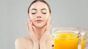 Ghee for Glowing Skin in Winter: घी से पाएं सर्दियों में ग्लोइंग स्किन – त्वचा रहेगी मोम जैसी मुलायम Ghee for Glowing Skin in Winter: घी से पाएं सर्दियों में ग्लोइंग स्किन – त्वचा रहेगी मोम जैसी मुलायम