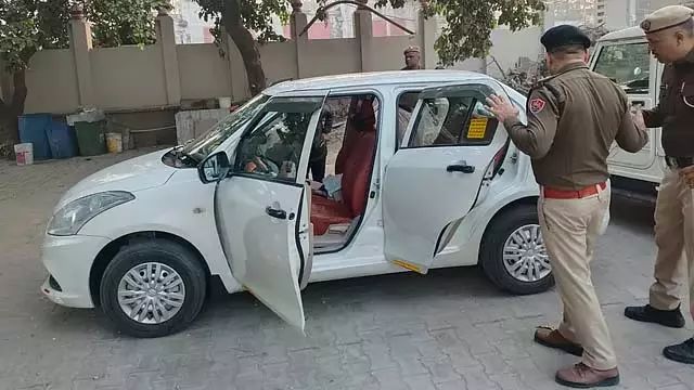 Delhi blasts: फरीदाबाद में 2,000 जम्मू-कश्मीर के किरायेदारों और छात्रों से पूछताछ Delhi blasts: फरीदाबाद में 2,000 जम्मू-कश्मीर के किरायेदारों और छात्रों से पूछताछ