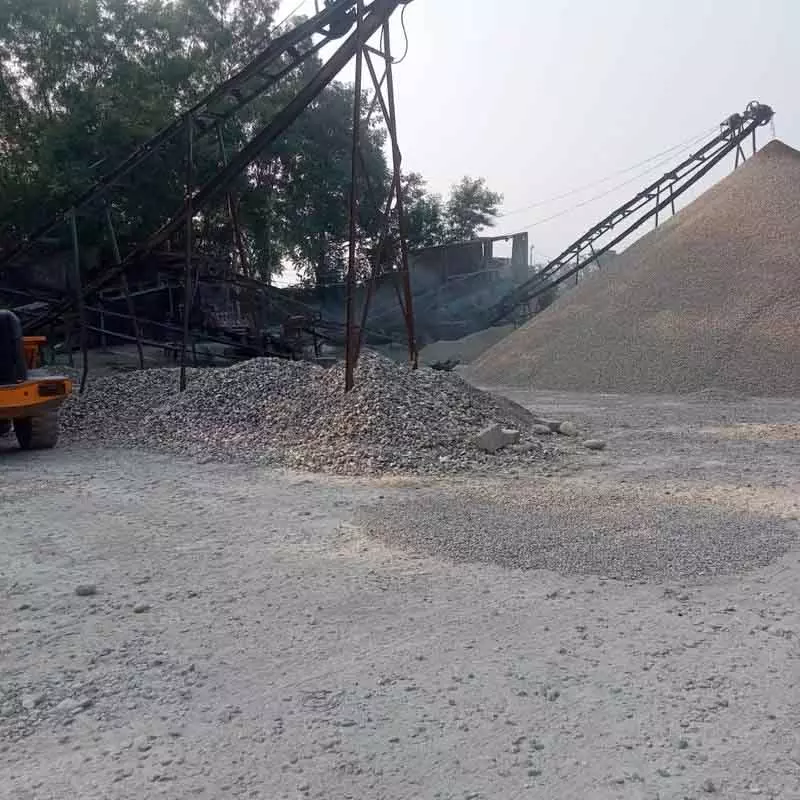 Yamunanagar: खनन विभाग ने 69 स्टोन क्रशर और स्क्रीनिंग प्लांट मालिकों को नोटिस जारी किया Yamunanagar: खनन विभाग ने 69 स्टोन क्रशर और स्क्रीनिंग प्लांट मालिकों को नोटिस जारी किया