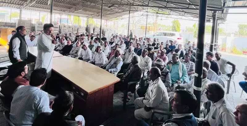 Haryana : सांसद सुरजेवाला ने राज्य सरकार पर ड्रग माफिया को बचाने का आरोप लगाया Haryana : सांसद सुरजेवाला ने राज्य सरकार पर ड्रग माफिया को बचाने का आरोप लगाया
