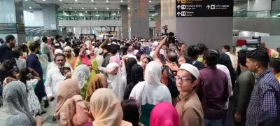 सऊदी अरब बस हादसा: दिल पर पत्थर रखे पीड़ित परिजनों की गुहार, शव भारत लाएं या मदीना में किए जाएं दफन सऊदी अरब बस हादसा: दिल पर पत्थर रखे पीड़ित परिजनों की गुहार, शव भारत लाएं या मदीना में किए जाएं दफन