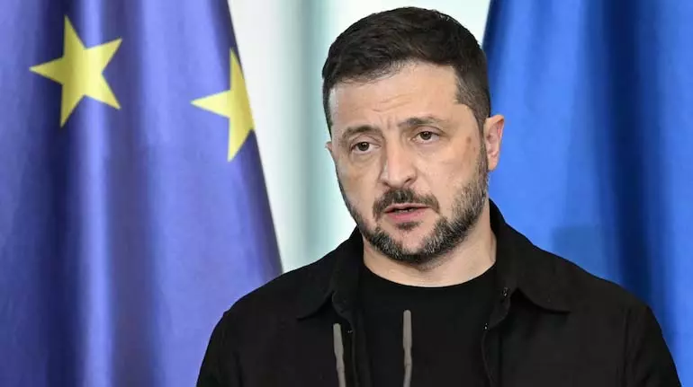 Zelensky की यात्रा के दौरान फ्रांस ने यूक्रेन के साथ राफेल जेट सौदे की पुष्टि की Zelensky की यात्रा के दौरान फ्रांस ने यूक्रेन के साथ राफेल जेट सौदे की पुष्टि की