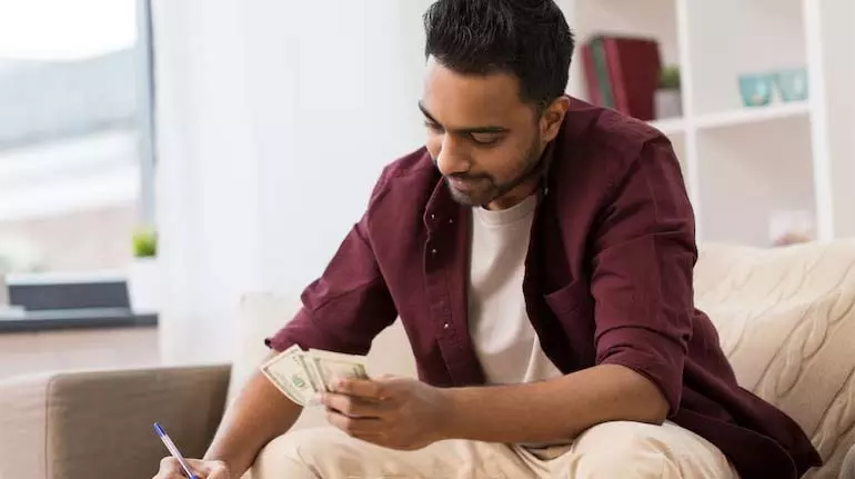 Freelancers, यहां बताया गया है कि कैसे एक पेशेवर की तरह अपने पैसे के खेल में महारत हासिल करें Freelancers, यहां बताया गया है कि कैसे एक पेशेवर की तरह अपने पैसे के खेल में महारत हासिल करें