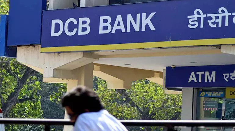 विश्लेषकों के अनुमान के बाद DCB Bank के शेयर 7% बढ़कर 52-सप्ताह के उच्चतम स्तर पर पहुँचे विश्लेषकों के अनुमान के बाद DCB Bank के शेयर 7% बढ़कर 52-सप्ताह के उच्चतम स्तर पर पहुँचे