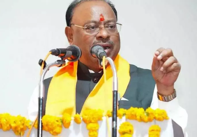 राजस्व मंत्री Bawankule का दावा, स्थानीय के सभी बागी आवेदन वापस ले लेंगे राजस्व मंत्री Bawankule का दावा, स्थानीय के सभी बागी आवेदन वापस ले लेंगे