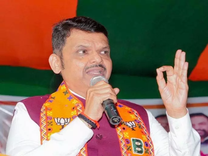 Fadnavis ने आत्मनिर्भरता के नारे पर पलटवार करते हुए कहा, हमारे यहां सहयोगी हैं, विरोधी नहीं Fadnavis ने आत्मनिर्भरता के नारे पर पलटवार करते हुए कहा, हमारे यहां सहयोगी हैं, विरोधी नहीं