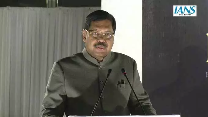 सीजेआई बीआर गवाई ने कानून और गोद लेने के अधिकारों पर न्यायशास्त्र की सराहना की सीजेआई बीआर गवाई ने कानून और गोद लेने के अधिकारों पर न्यायशास्त्र की सराहना की
