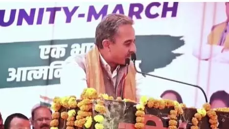 कीर्तिवर्धन सिंह ने कहा: मोदी ने गोंडा को केंद्रीय मंत्री बनाकर सम्मान दिया कीर्तिवर्धन सिंह ने कहा: मोदी ने गोंडा को केंद्रीय मंत्री बनाकर सम्मान दिया