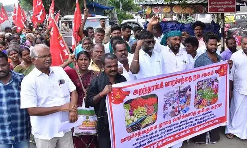 अरन्थांगी साप्ताहिक बाजार में नया बस स्टैंड: स्थान चयन का विरोध अरन्थांगी साप्ताहिक बाजार में नया बस स्टैंड: स्थान चयन का विरोध