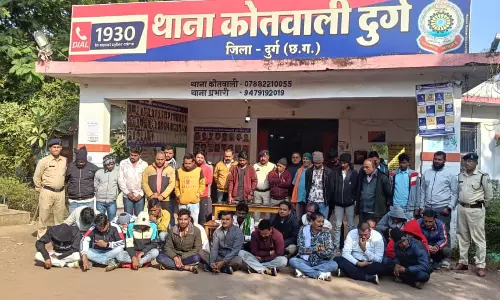 9 लाख कैश के साथ 39 जुआरी गिरफ्तार