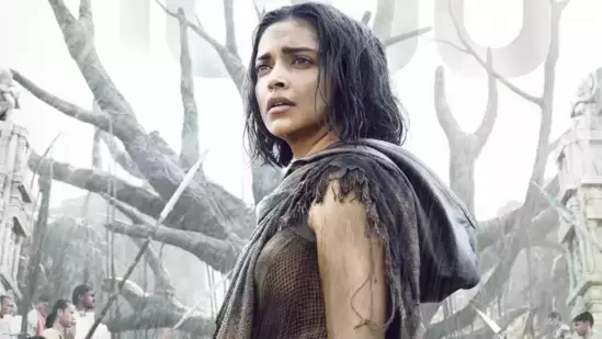 Spirit and Kalki 2, से बाहर होने के बाद दीपिका पादुकोण ने कहा कि 500-600 करोड़ की फिल्में उन्हें उत्साहित नहीं करतीं Spirit and Kalki 2, से बाहर होने के बाद दीपिका पादुकोण ने कहा कि 500-600 करोड़ की फिल्में उन्हें उत्साहित नहीं करतीं