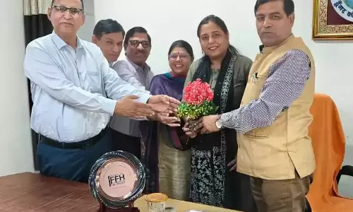 Bikaner: डॉ. सोनू शिवा को इंटरनेशनल फिल्म फेस्टिवल अवॉर्ड